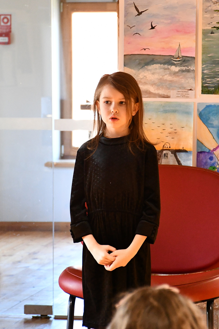 Jaunieši daiļrunātāju konkursā