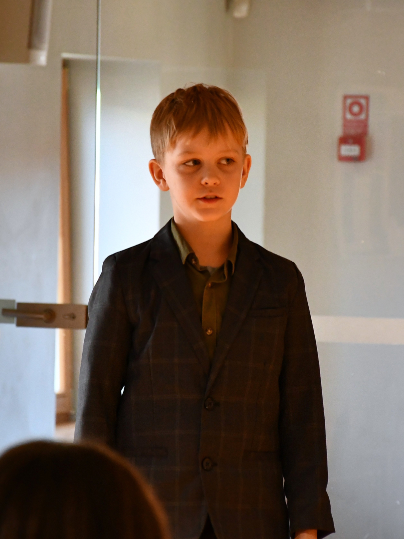 Jaunieši uzstājās skatuves konkursā