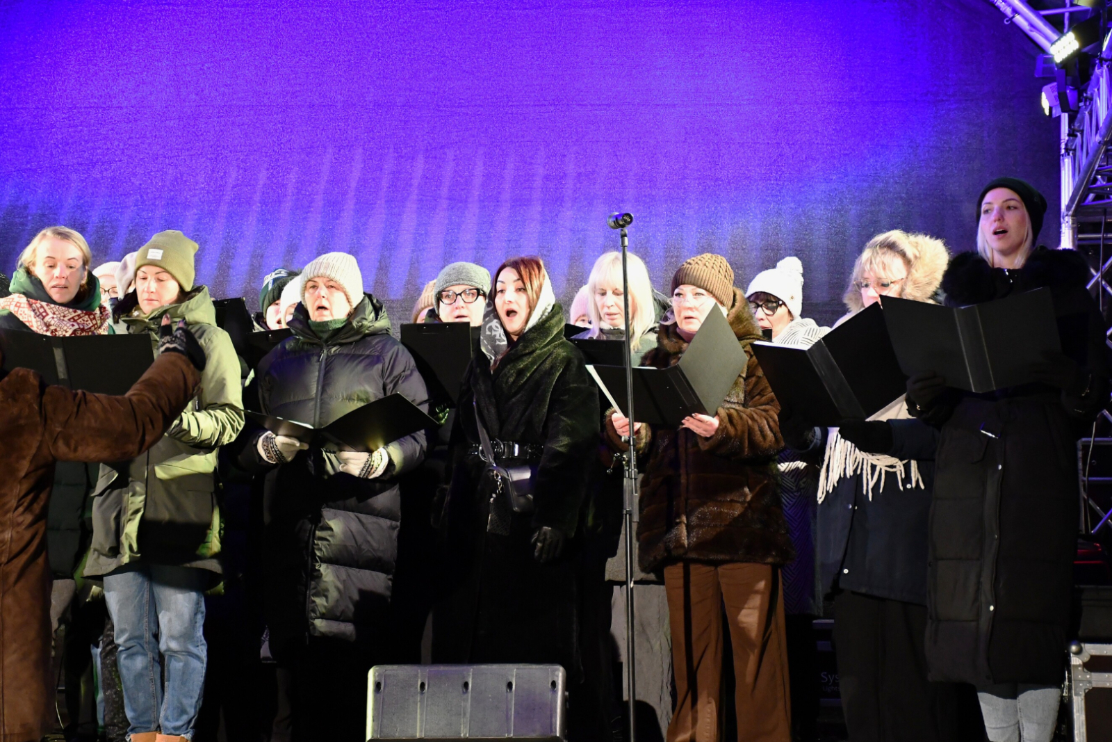 Koris "Dzintara balsis"