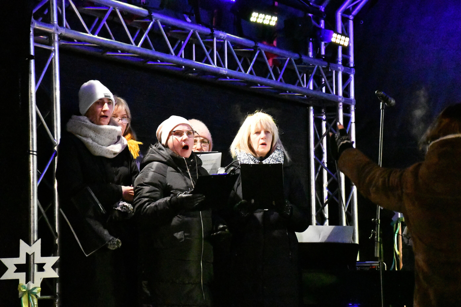 Koris "Dzintara balsis"