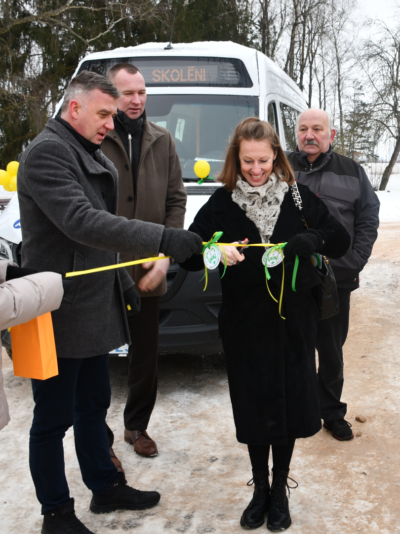 Jauno elektroautobusu svinīgā atklāšana