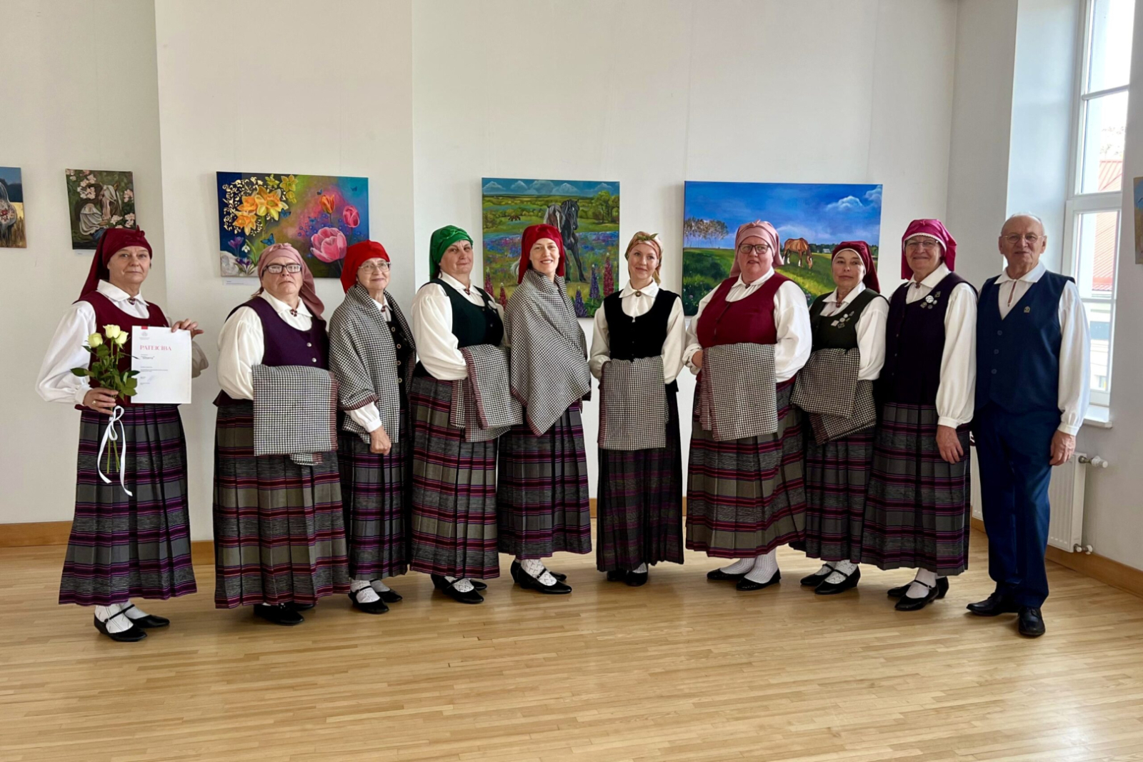 Folkloras kopas kopbilde