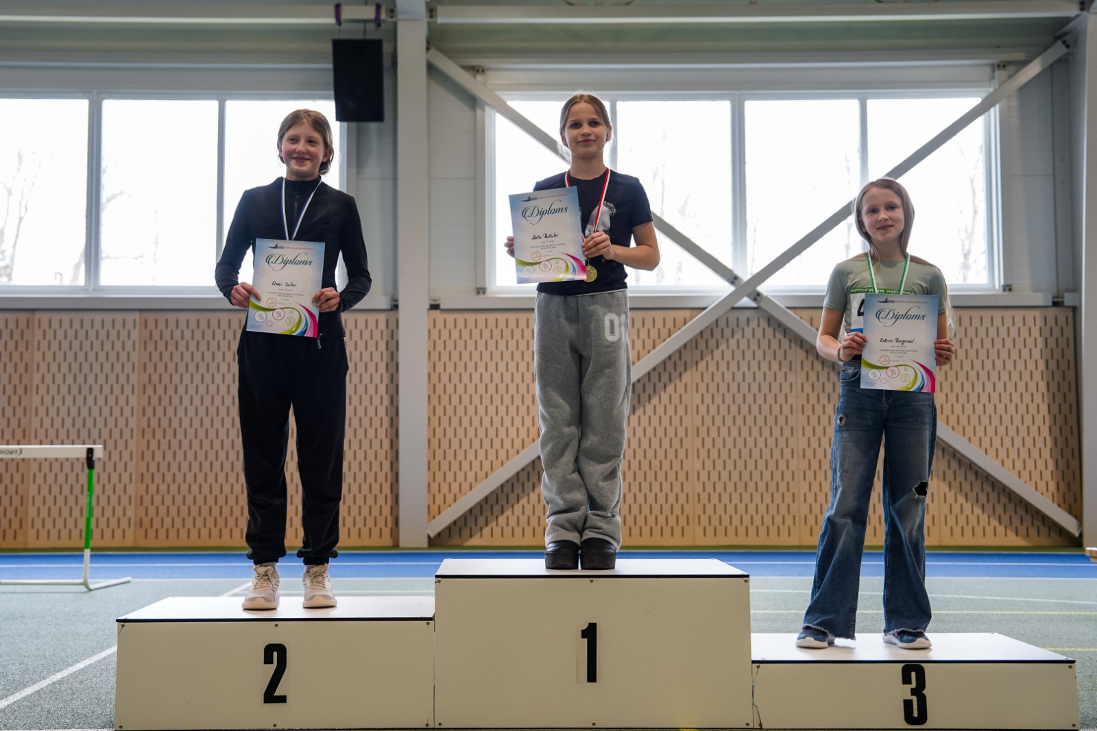 Sportisti uz pjedestāla 