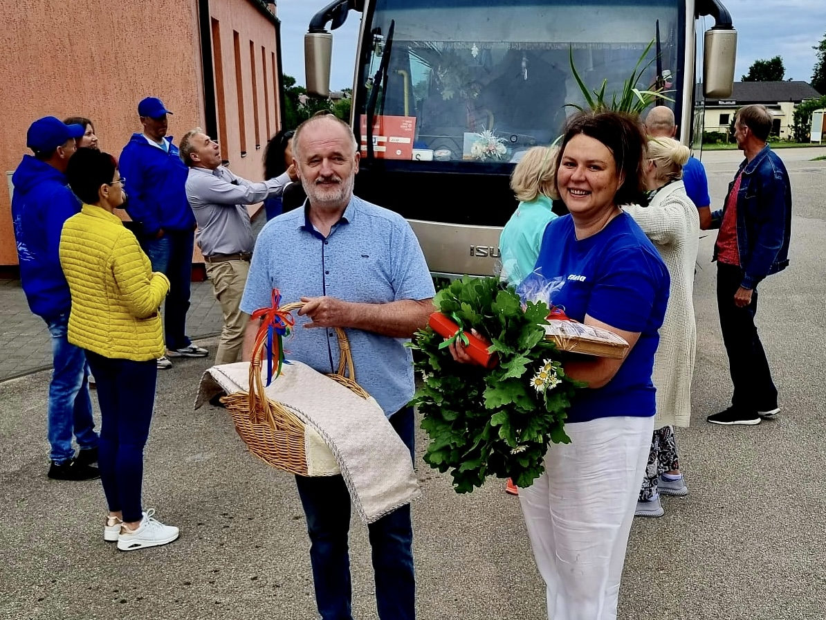 Svētku dalībnieki gatavojas svētkiem