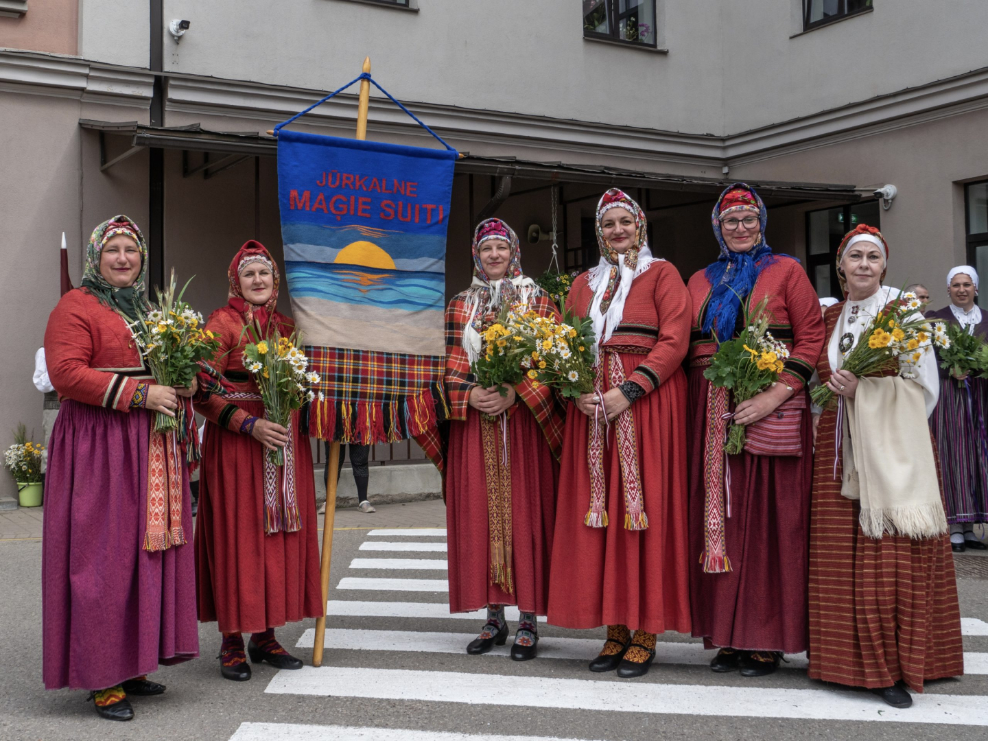 Etnogrāfiskā ansambļa kopbilde
