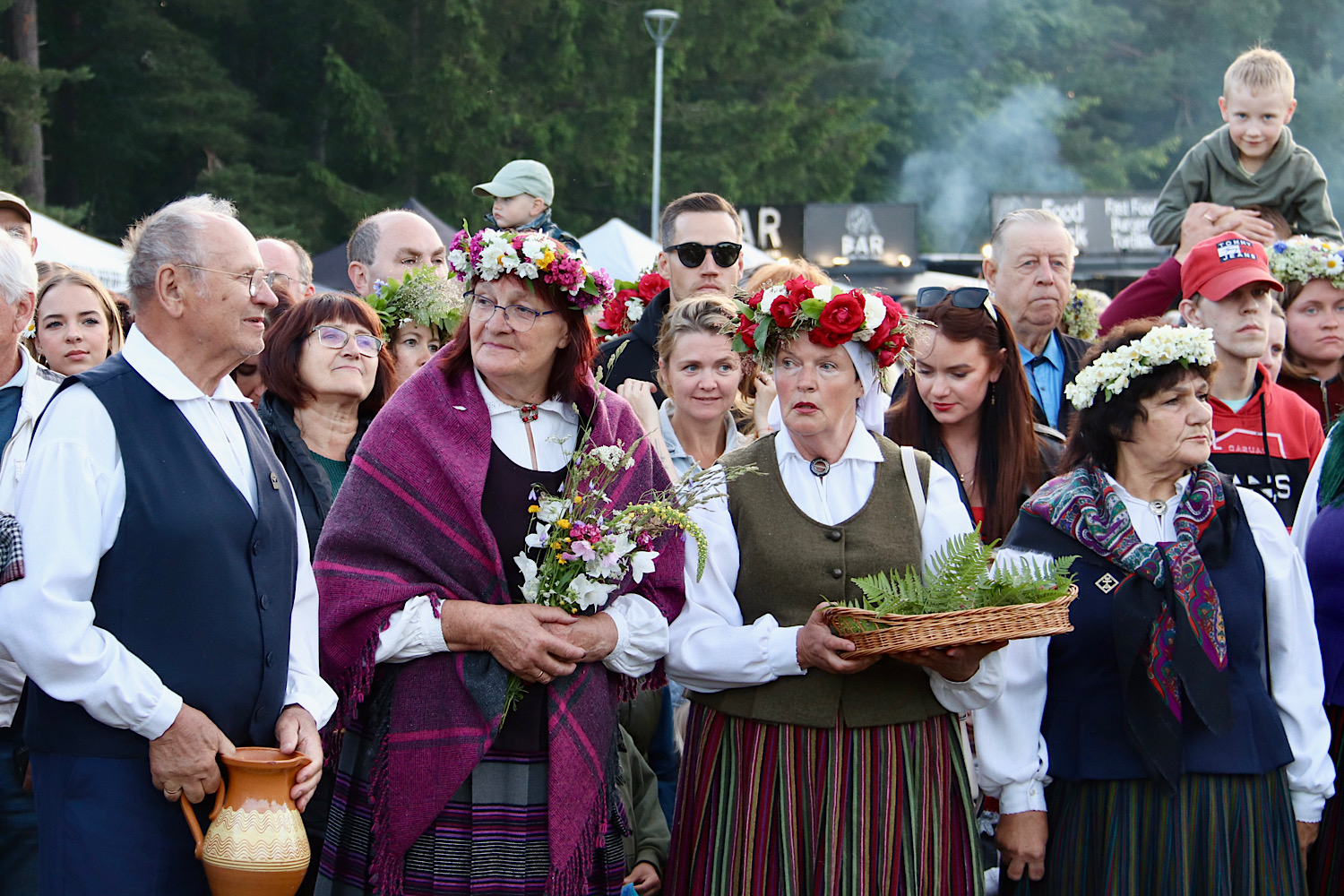 Saulgriežu tradīcijas