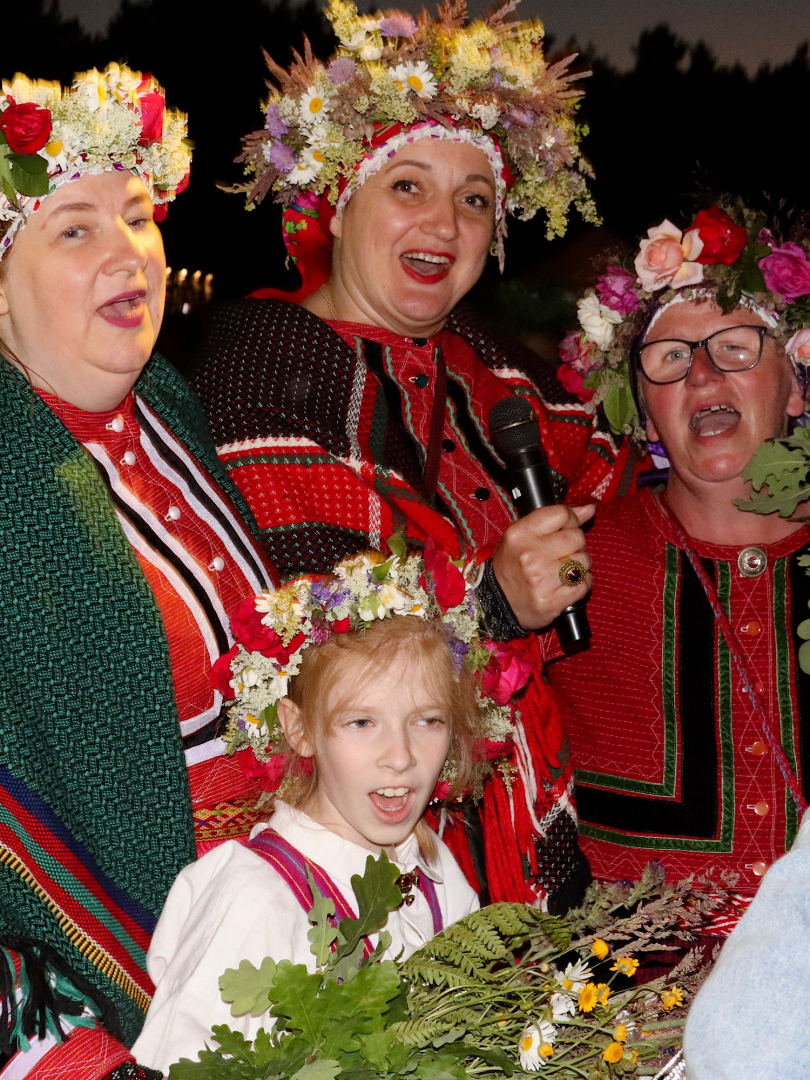 Dzied etnogrāfiskais ansamblis