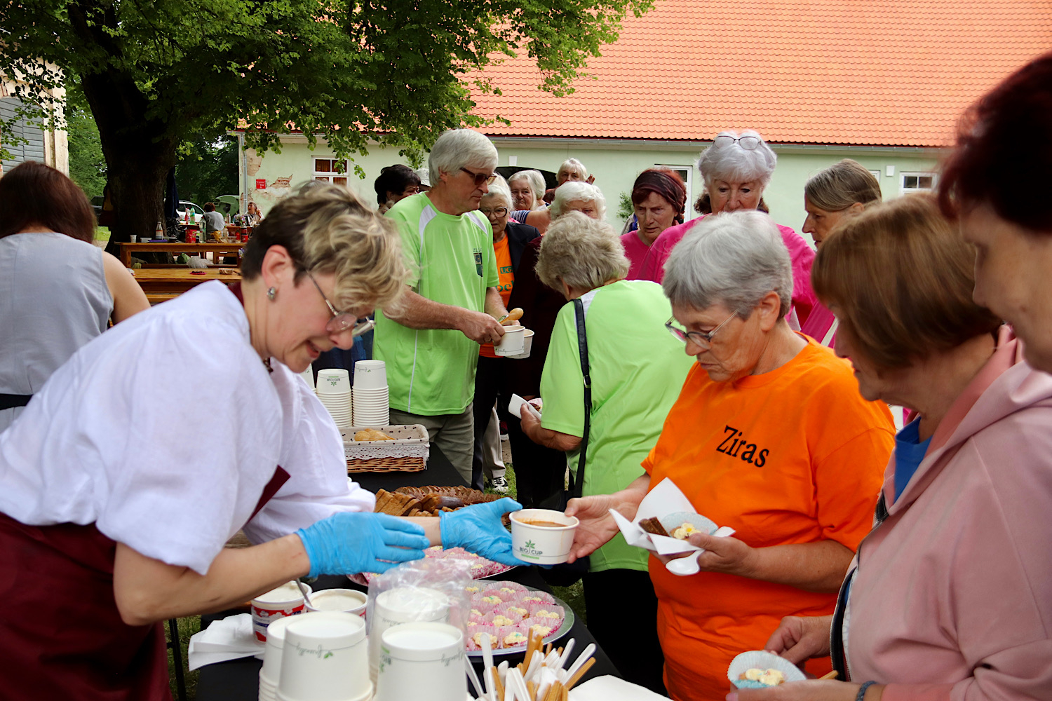 Dažādas senioru aktivitātes