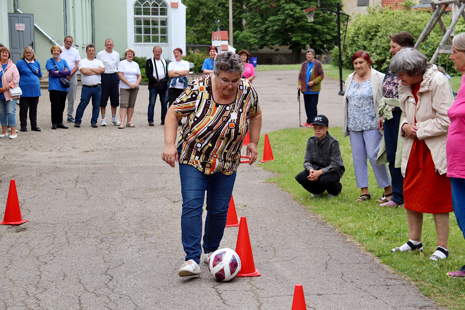 Dažādas senioru aktivitātes