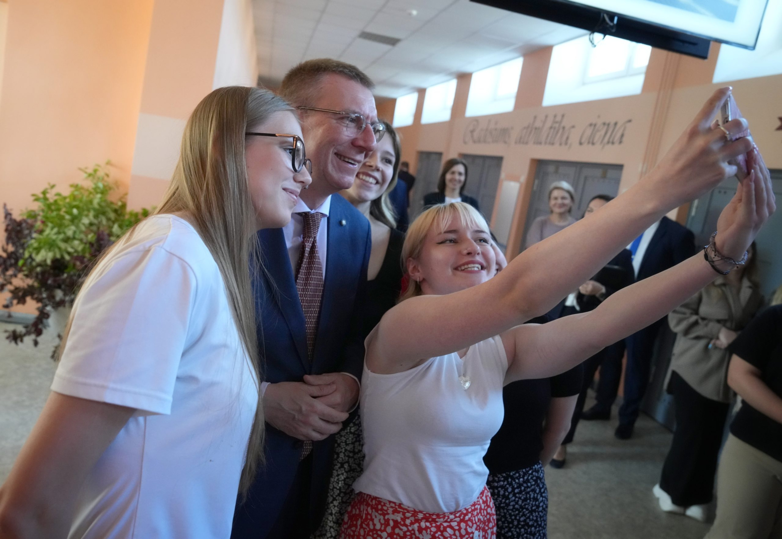 Valsts prezidenta vizīte Ugāles vidusskolā
