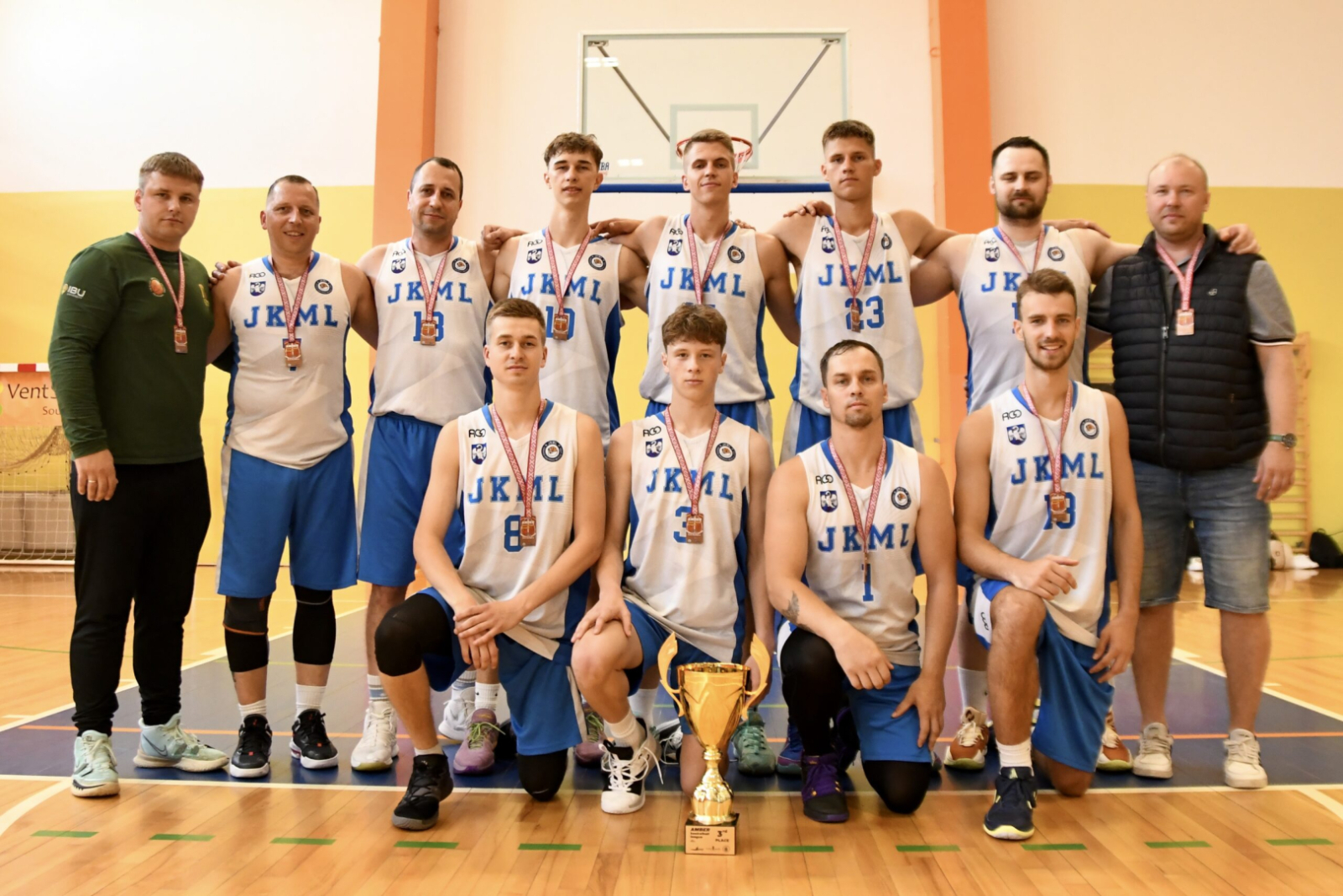 Turnīra dalībnieki