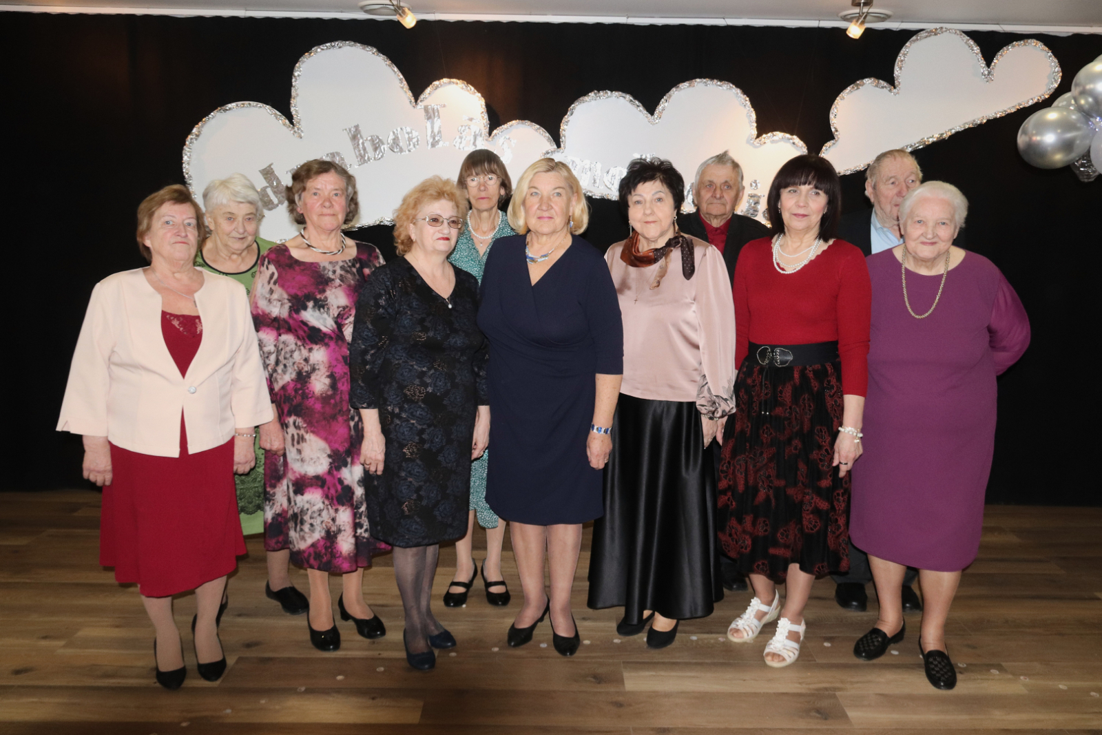 Seniori svinēja Sudrabotās melodijas