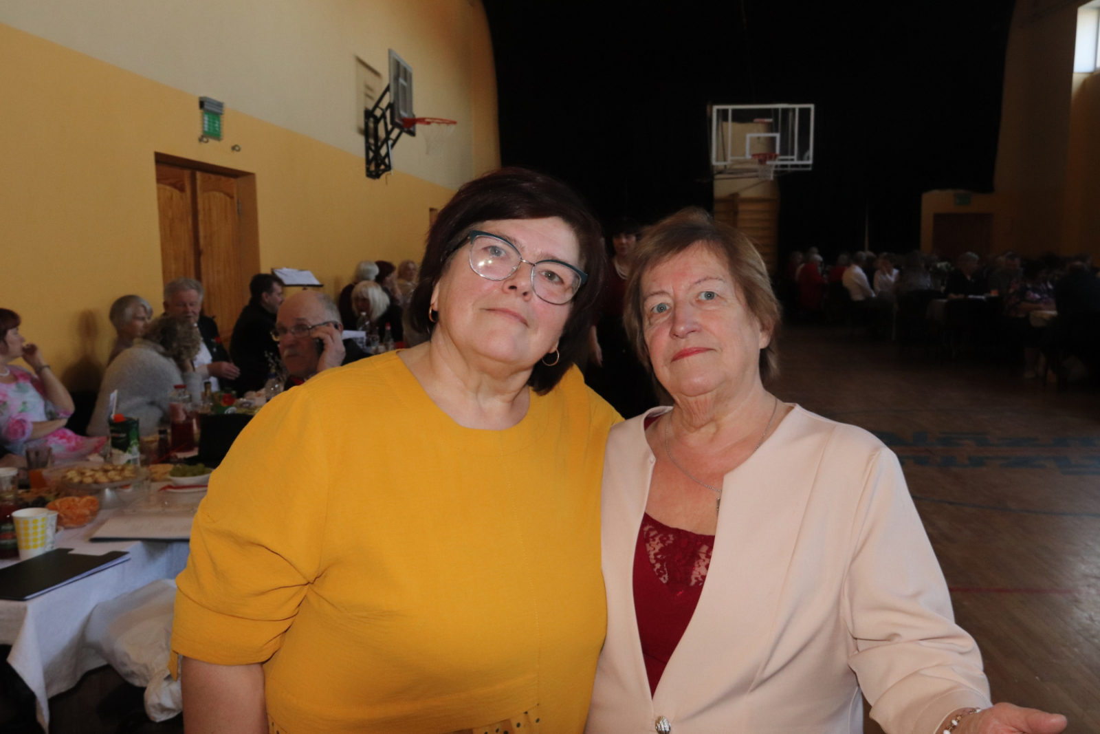 Seniori svinēja Sudrabotās melodijas