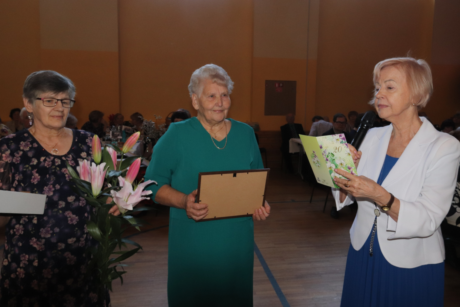 Sudrabotās melodijās notika apdāvināšanās